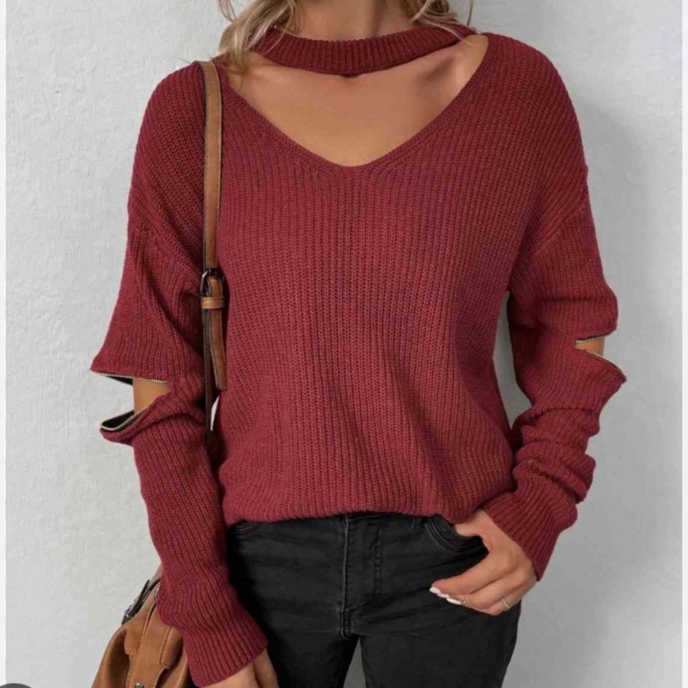 Sleek Seduction Cut-Out Sweater with Zip-Up Detail and Choker